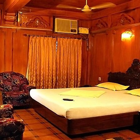 Hotel Sagar Kambam Kültér fotó
