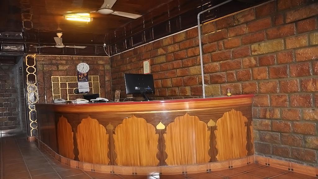 Hotel Sagar Kambam Kültér fotó